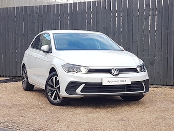 Used Volkswagen Polo 2025 for sale - 77405399: Photo