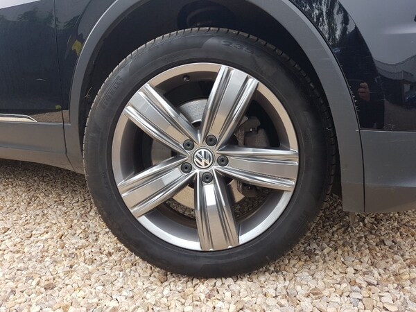 Used Volkswagen Tiguan 2018 for sale - 75725693: Photo 1
