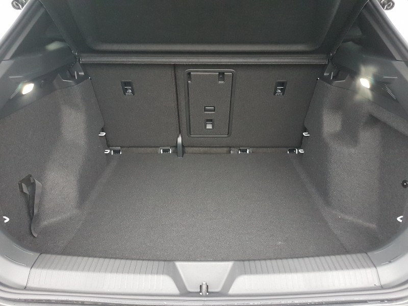 Used Volkswagen ID.4 2025 for sale - 76875524: Photo 8