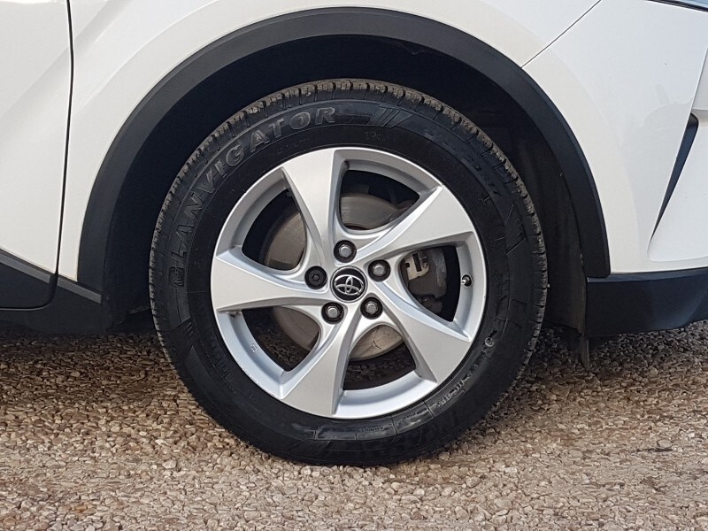 Used Toyota C-HR 2017 for sale - 78141263: Photo 13