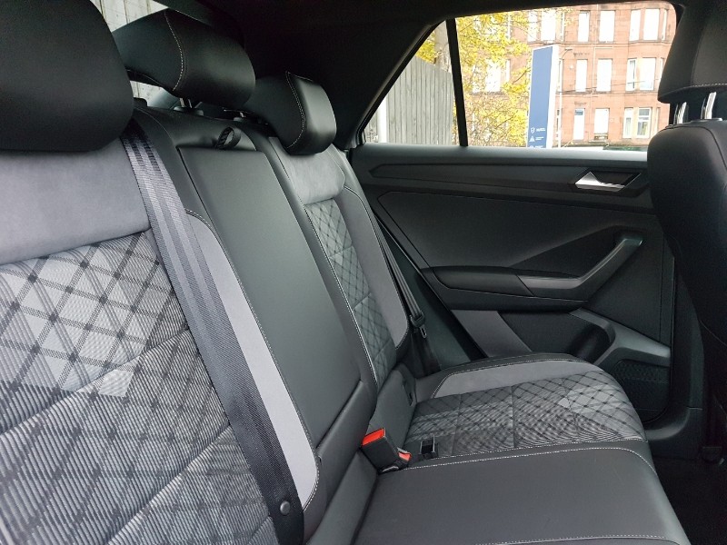 Used Volkswagen T-Roc 2023 for sale - 76506659: Photo 14