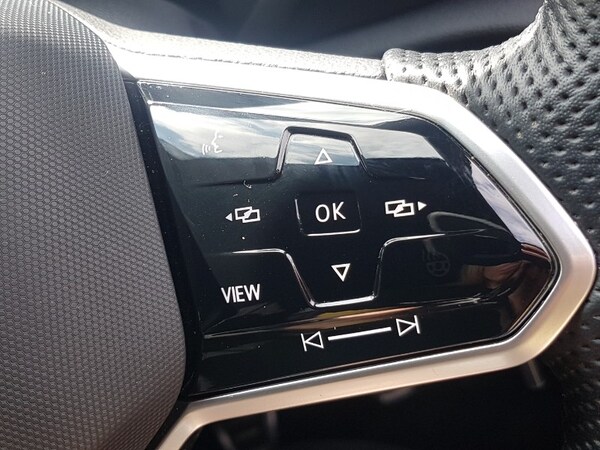 Used Volkswagen T-Roc 2023 for sale - 75491989: Photo 14