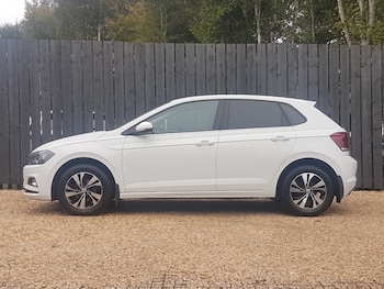 Used Volkswagen Polo 2021 for sale - 76108307: Photo 4