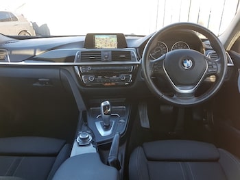 Used BMW 3 Series 2017 for sale - 77709236: Photo