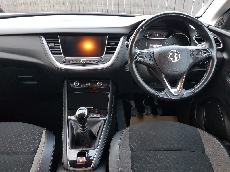 Used Vauxhall Grandland X 2019 for sale - 77141359: Photo 2