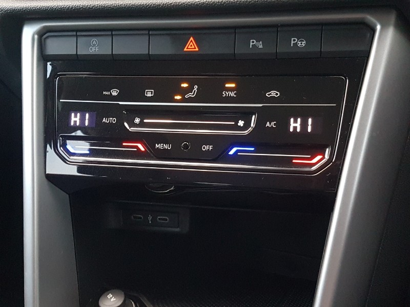 Used Volkswagen T-Roc 2022 for sale - 77371442: Photo 18