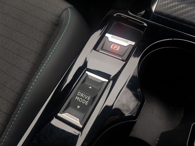 Used Peugeot 208 2023 for sale - 77682319: Photo 18