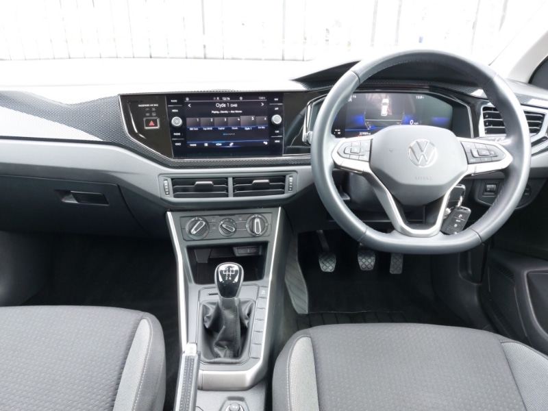 Used Volkswagen Polo 2023 for sale - 78163919: Photo 2