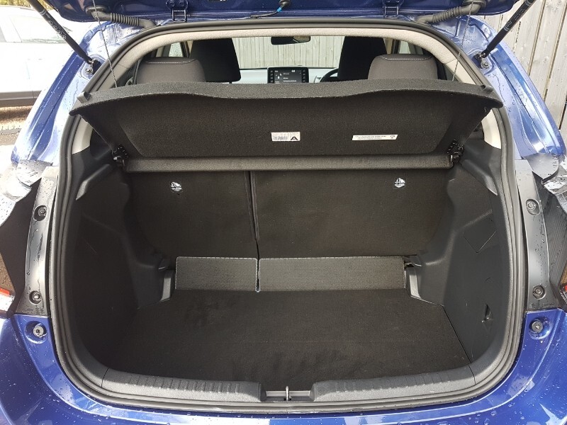 Used Toyota Yaris 2022 for sale - 76556417: Photo 8