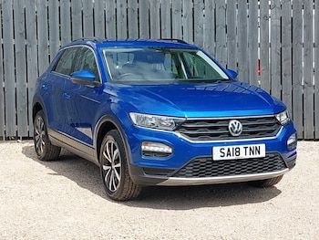 Used Volkswagen T-Roc 2018 for sale - 79164607: Photo