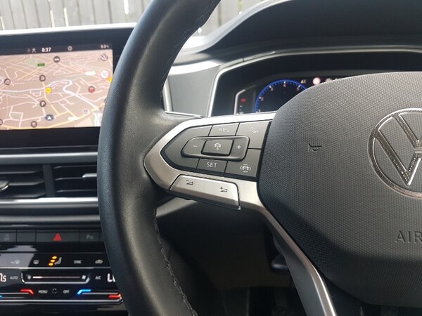 Used Volkswagen T-Roc 2024 for sale - 74855969: Photo 17