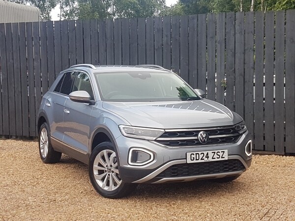 Used Volkswagen T-Roc 2024 for sale - 74855969: Photo 1