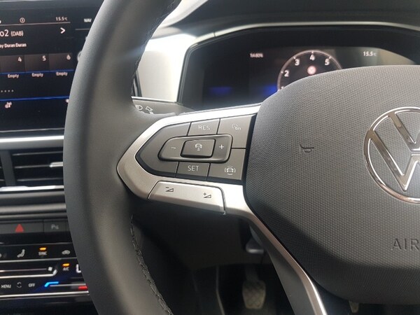Used Volkswagen T-Roc 2024 for sale - 74583808: Photo 18