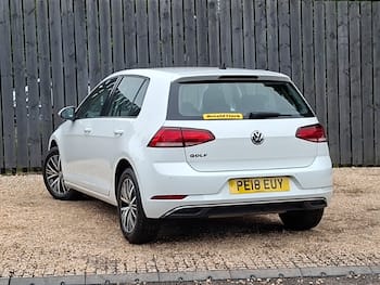 Used Volkswagen Golf 2018 for sale - 79723517: Photo