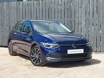 Used Volkswagen Golf 2023 for sale - 78841821: Photo
