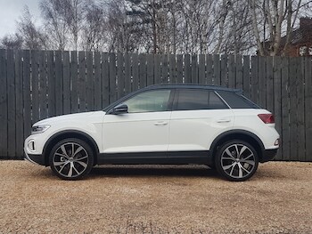 Used Volkswagen T-Roc 2025 for sale - 77453840: Photo