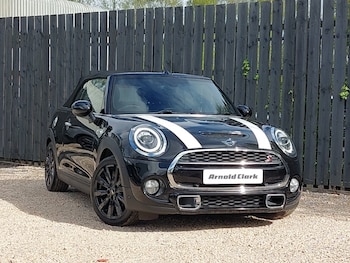 Used MINI Convertible 2019 for sale - 78530762: Photo