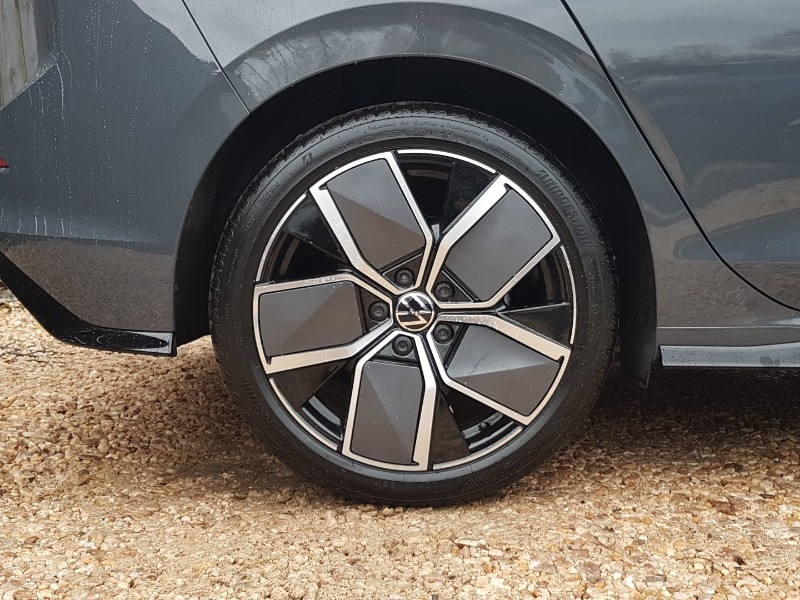 Used Volkswagen Golf 2025 for sale - 77241050: Photo 13