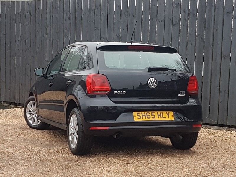 Used Volkswagen Polo 2015 for sale - 77168962: Photo 3