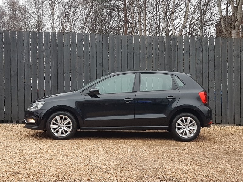 Used Volkswagen Polo 2015 for sale - 77168962: Photo 4