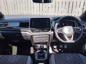 Used Volkswagen T-Roc 2022 for sale - 75518901: Photo