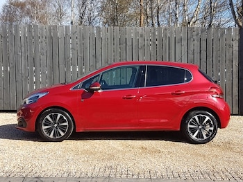 Used Peugeot 208 2019 for sale - 78013600: Photo