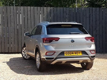 Used Volkswagen T-Roc 2024 for sale - 75169884: Photo