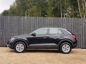 Used Volkswagen T-Roc 2022 for sale - 75780657: Photo