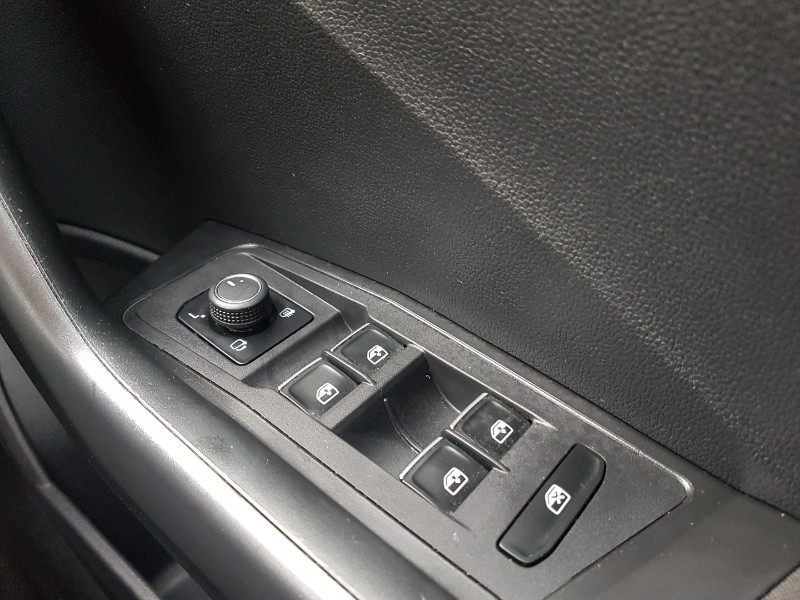 Used Volkswagen T-Roc 2019 for sale - 77704444: Photo 14