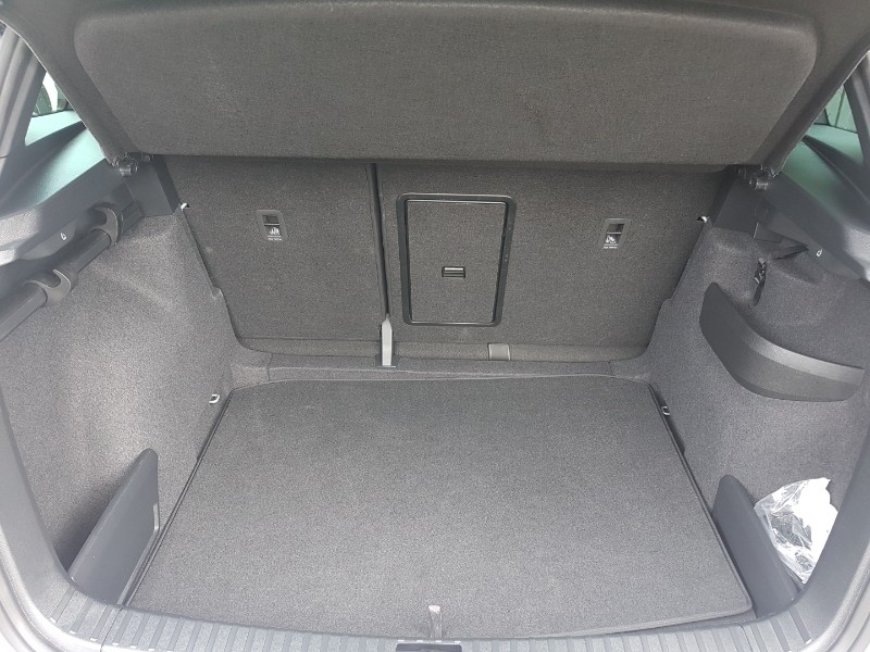 Used Skoda Karoq 2024 for sale - 76052182: Photo 8