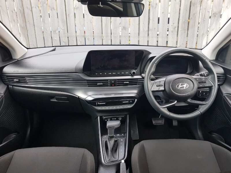 Used Hyundai i20 2024 for sale - 76493479: Photo 2