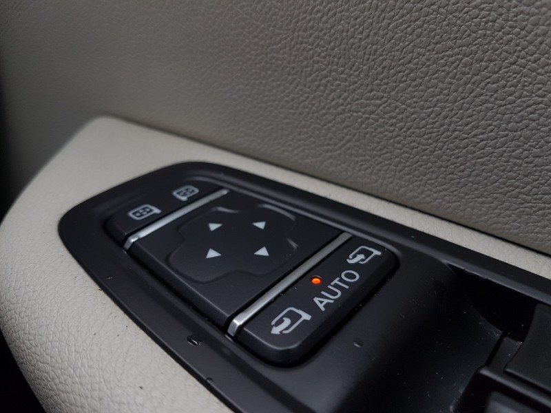 Used Renault Captur 2019 for sale - 78057314: Photo 19