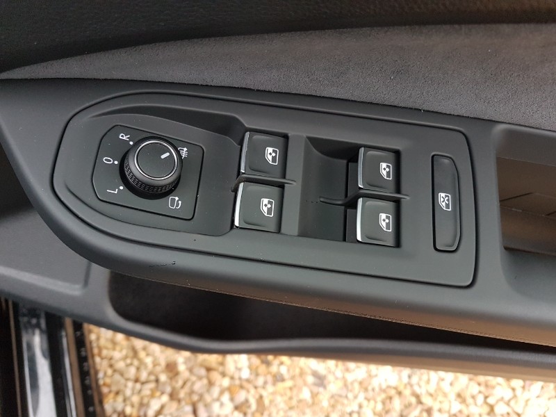 Used Volkswagen Golf 2025 for sale - 76975047: Photo 16