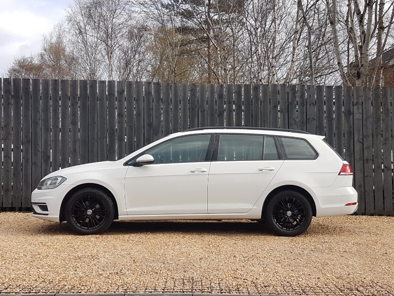 Used Volkswagen Golf 2017 for sale - 78065840: Photo 4