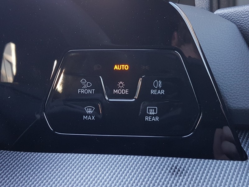 Used Volkswagen Golf 2025 for sale - 77816819: Photo 11