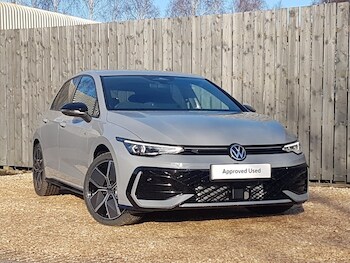 Used Volkswagen Golf 2025 for sale - 77816819: Photo