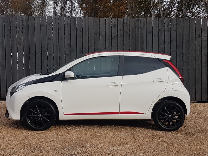 Used Toyota AYGO 2019 for sale - 76465457: Photo 4
