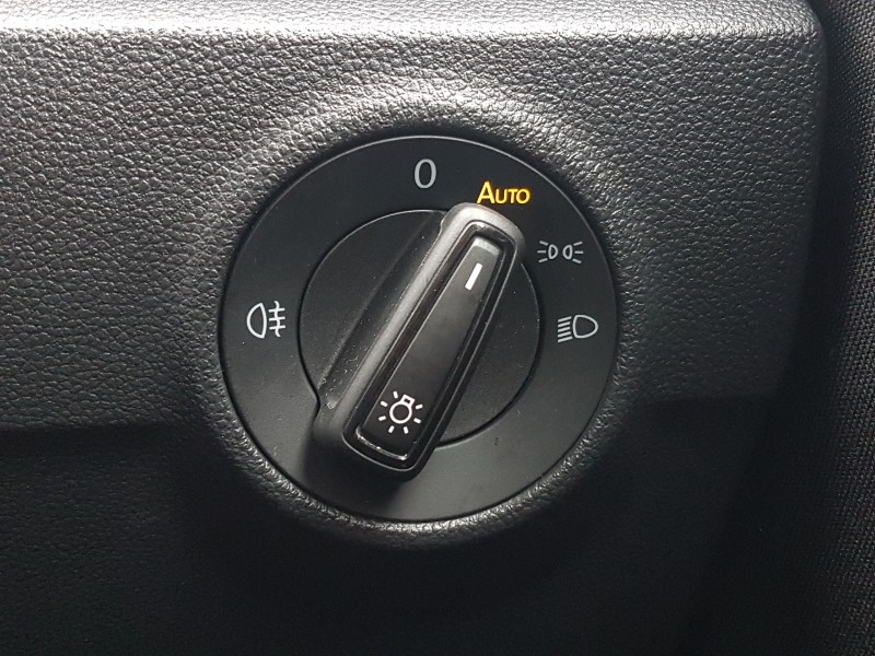 Used Volkswagen T-Roc 2023 for sale - 78032816: Photo 11