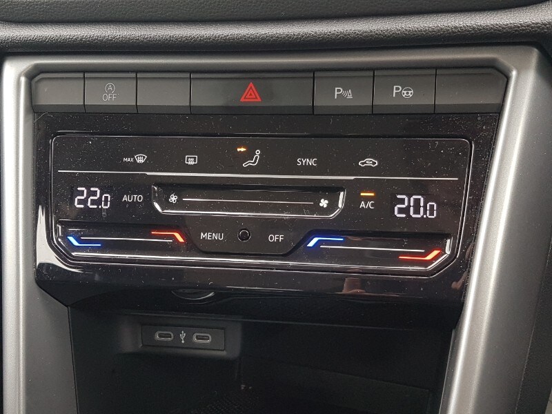 Used Volkswagen T-Roc 2023 for sale - 78032816: Photo 18