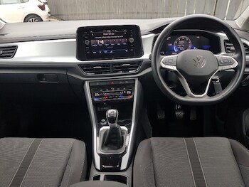 Used Volkswagen T-Roc 2023 for sale - 78032816: Photo