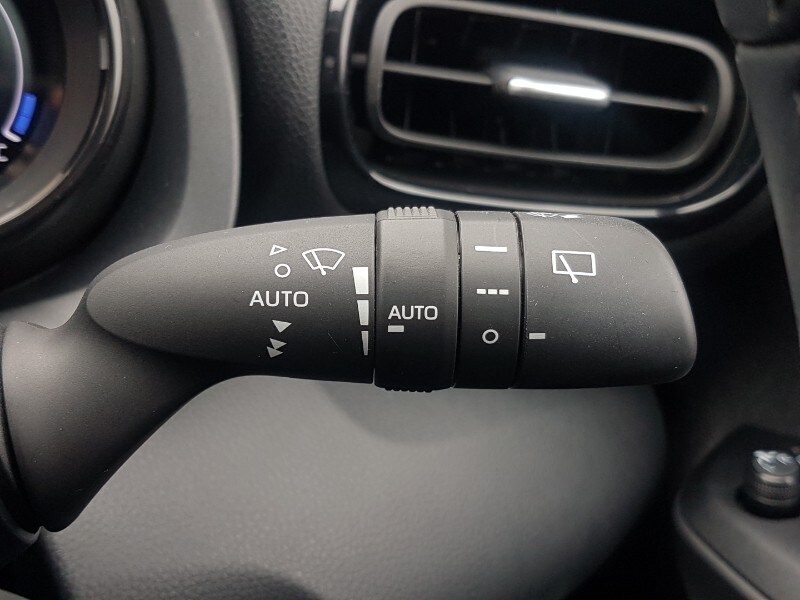 Used Mazda Mazda2 HYBRID 2023 for sale - 77352364: Photo 19