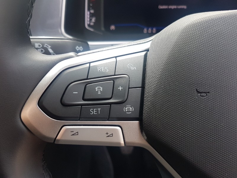 Used Volkswagen T-Roc 2024 for sale - 77442992: Photo 18