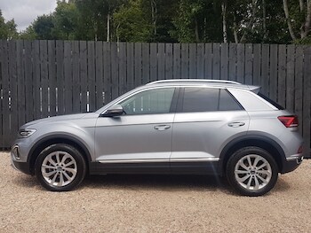 Used Volkswagen T-Roc 2024 for sale - 77442992: Photo