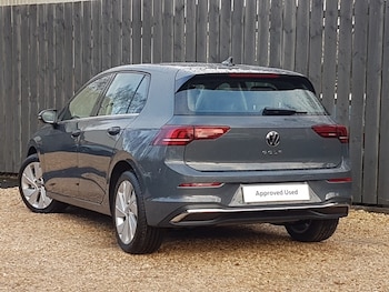 Used Volkswagen Golf 2025 for sale - 77086852: Photo