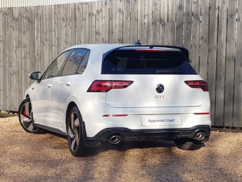 Used Volkswagen Golf 2023 for sale - 78686102: Photo