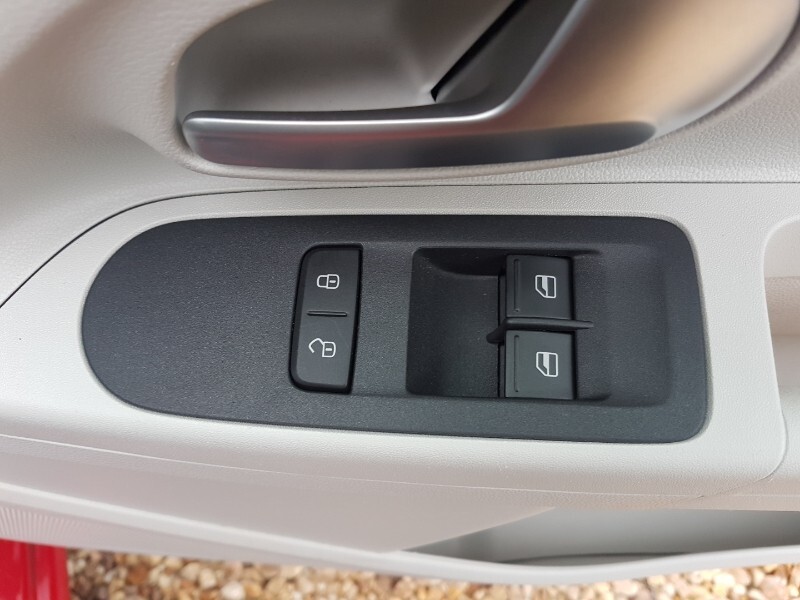 Used Volkswagen up! 2019 for sale - 76613835: Photo 18