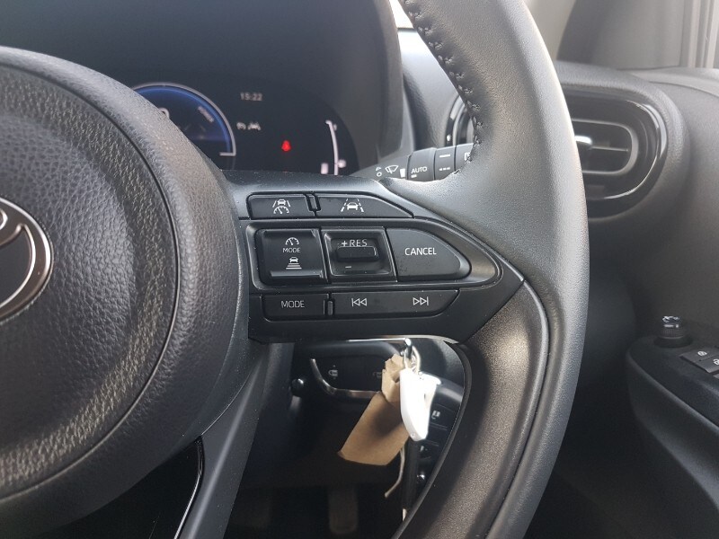 Used Toyota Yaris 2024 for sale - 77956612: Photo 19