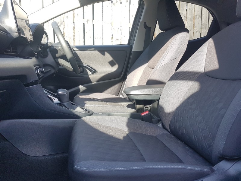 Used Toyota Yaris 2024 for sale - 77956612: Photo 5