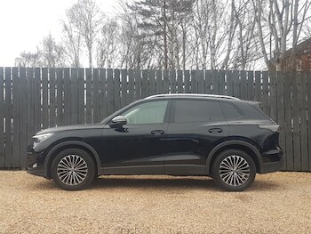 Used Volkswagen Tiguan 2024 for sale - 77536514: Photo