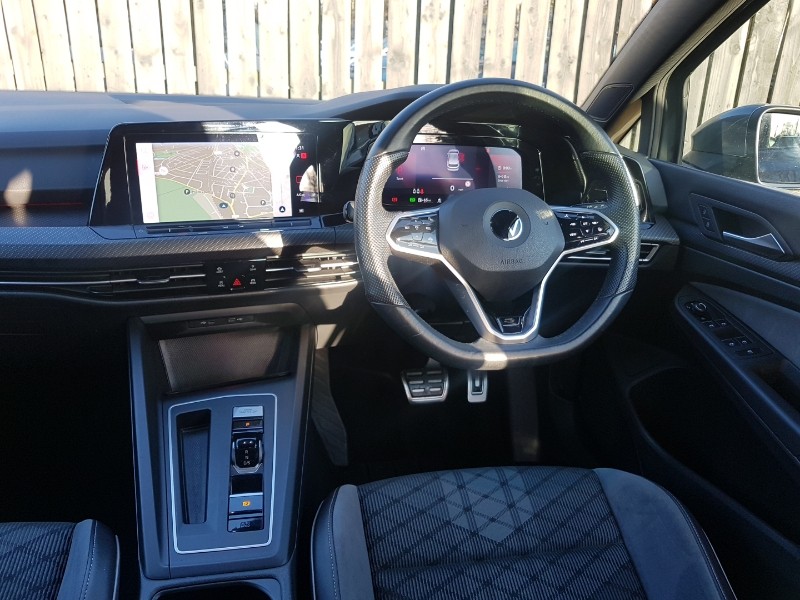 Used Volkswagen Golf 2020 for sale - 76925006: Photo 2